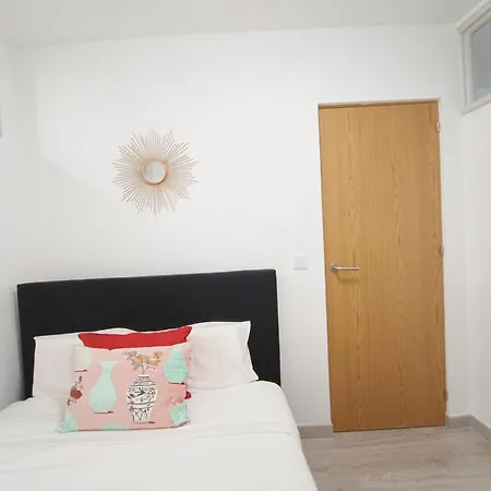 Center Charm Apartment *