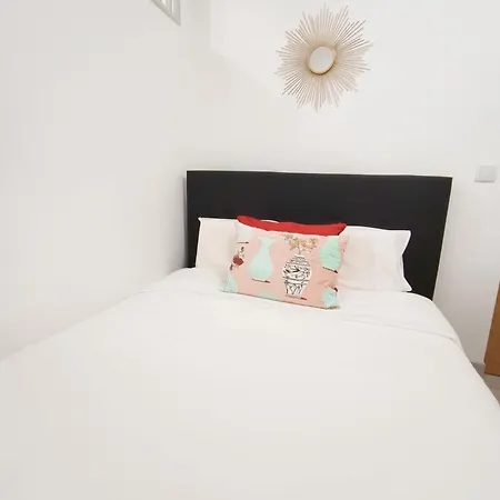 Center Charm Apartment *